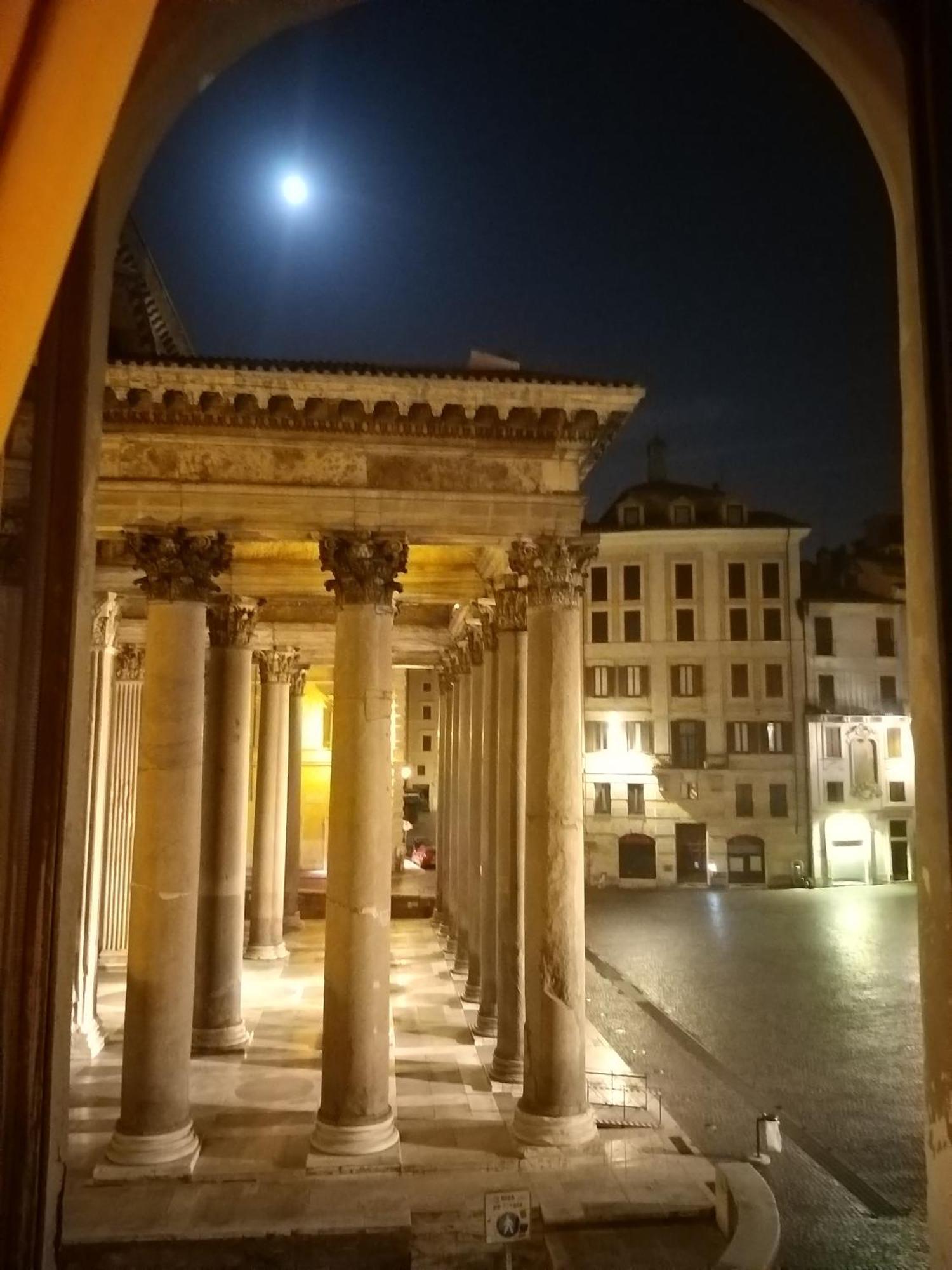 Апартаменты L'Antica Dimora Con Splendida Vista Sul Pantheon Рим Экстерьер фото
